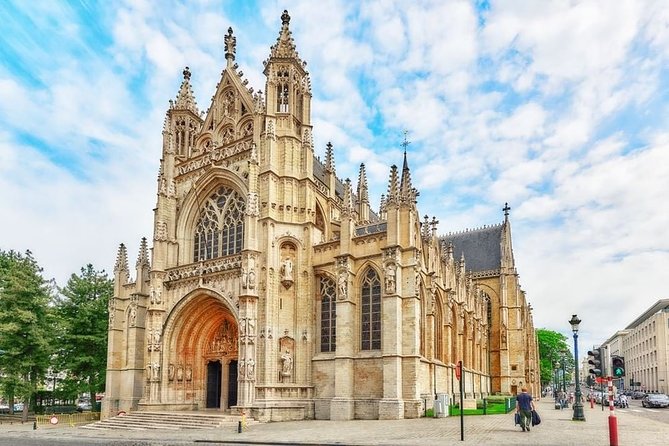 3-Hours Private Sightseeing Trip in Brussels - Royal Palace photos and the Place Royale, Mont du Arts view corridor