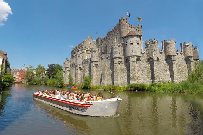 40-Minute Guided boat trip in medieval Ghent - The river route: Ghent towers you see only from the water