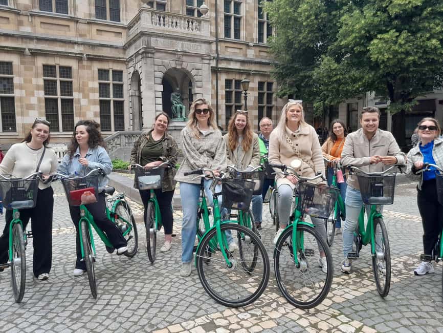 Antwerp Bike Tours: The Highlights & Beyond - Het Steen fortress, and why the river matters here
