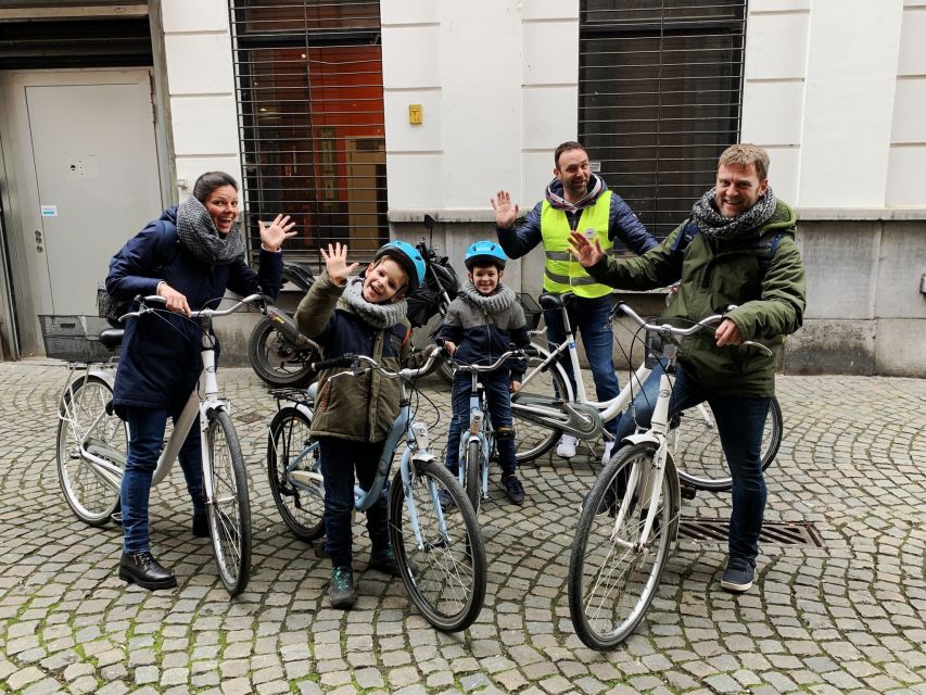 Antwerp: City Highlights Guided Bike Tour - Steen Castle and the Medieval Angle You Don’t Get by Zooming Past