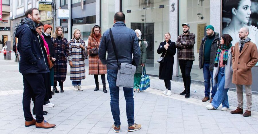 Antwerp: Jewish Neighbourhood Guided Walking Tour - Why this Antwerp Jewish Quarter walk feels different than a museum visit