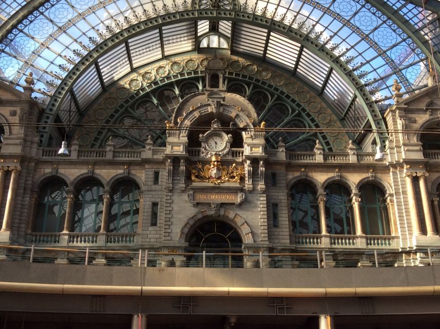 Antwerp: Private 3-Hour Historical Sightseeing Walking Tour - Vlaeykensgang to Groenplaats, then the Meir shopping street