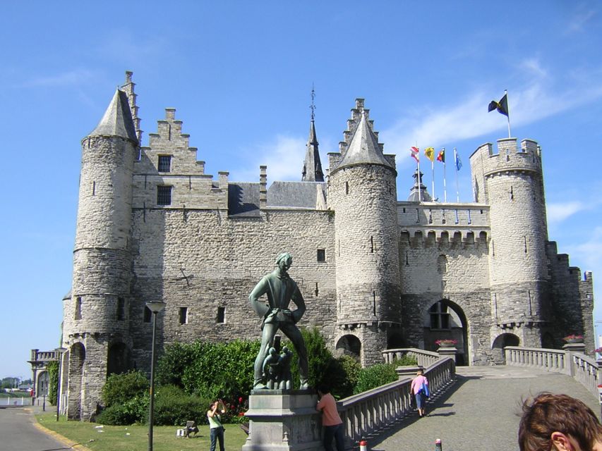 Antwerp: Walking Tour from Steen to Central Station - Saint-Paul’s Church, a quieter stop with a lot of guidance