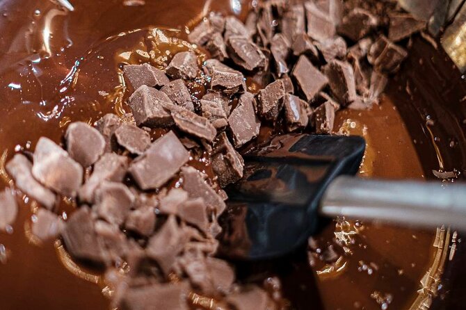 Belgian Chocolate Truffle Making Workshop in Bruges - How the workshop works: making truffles step by step