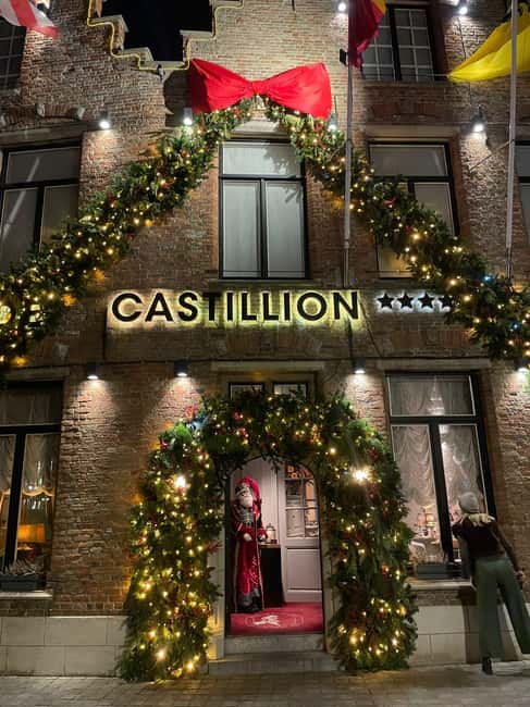 Bruges, Bike Tour with Chocolate Tasting & Hot Wine/Chocolat - The Secret Garden warm-up: firelight, gluhwein, and a guided chat