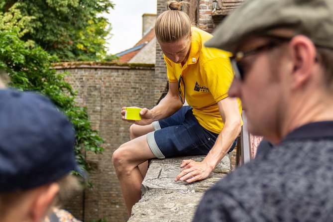 Bruges Bites & Sights - Belgian Food, Beer & A Little Bit Of History - Markt to Burg Square: the city’s “power map” in under 10 minutes