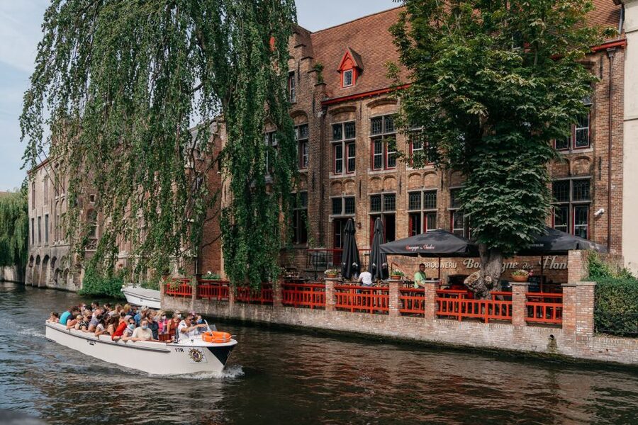 Bruges: Bourgogne des Flandres Brewery and Distillery Visit - Hops, ingredients, and the brewing story you can repeat