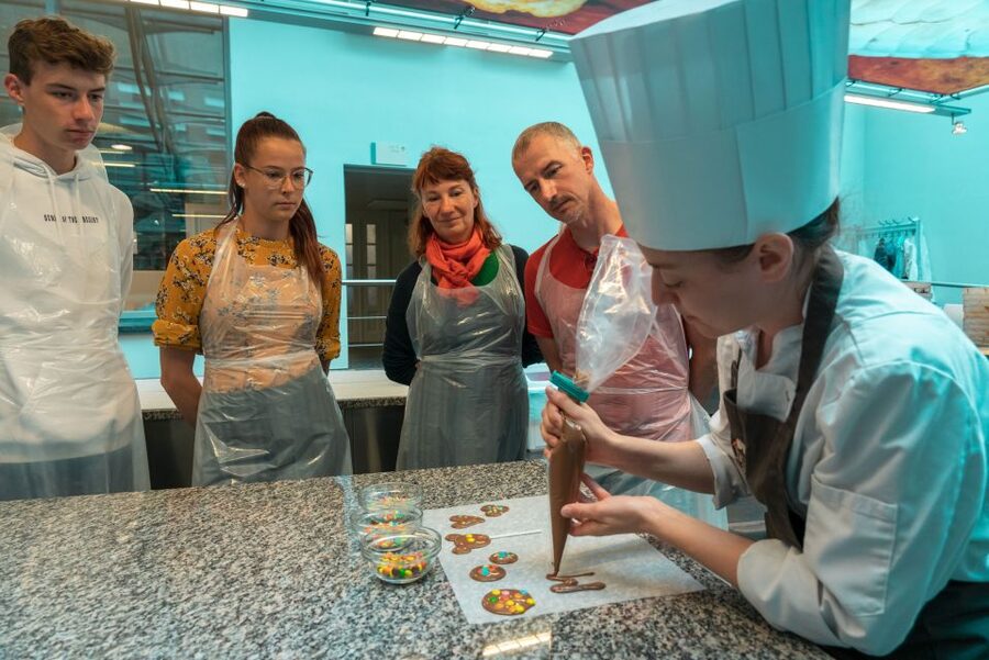 Bruges: Chocolate Making Workshop and Chocolate Museum Entry - Should You Book This Choco-Story Brugge Experience?