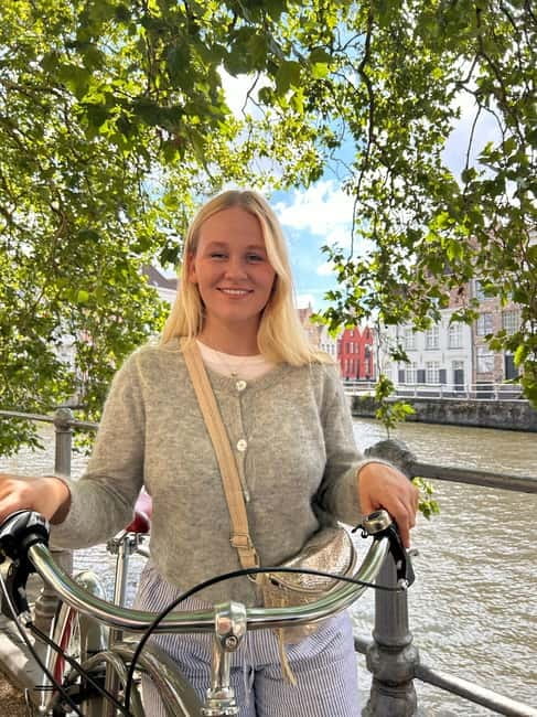 Bruges: City Bike Tour with a Local - The 2-hour ride: cobblestones, canals, and a pace that stays relaxed