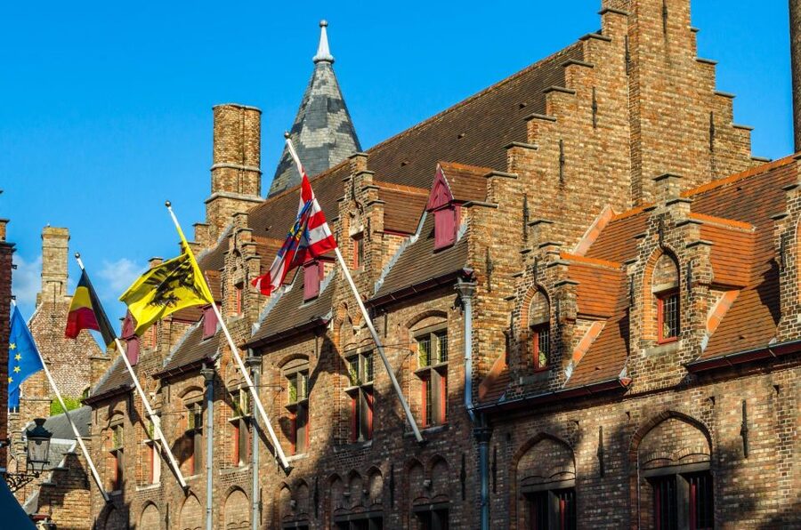 Bruges: Express Walk with a Local in 60 minutes - Who This Tour Is Best For