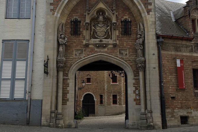 Bruges’ Legends and Hidden Treasures: A Self-Guided Audio Tour - Markt Square: your launch point and the quick setup