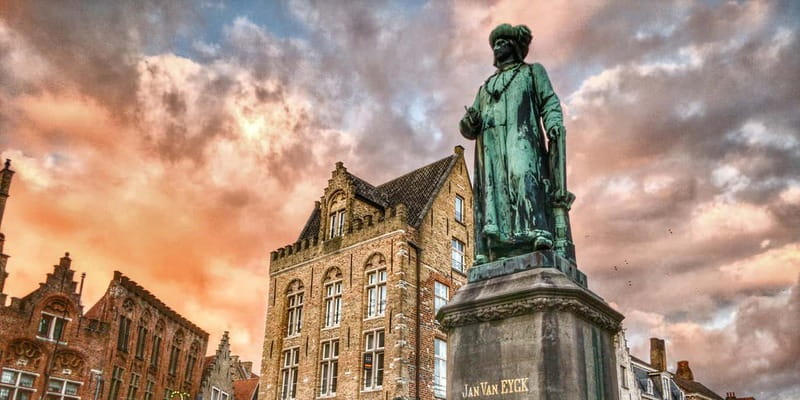 Bruges: Nightly Tales and Untold History Walking Tour - Markt to the Money Stories: When Market Square Gets Real