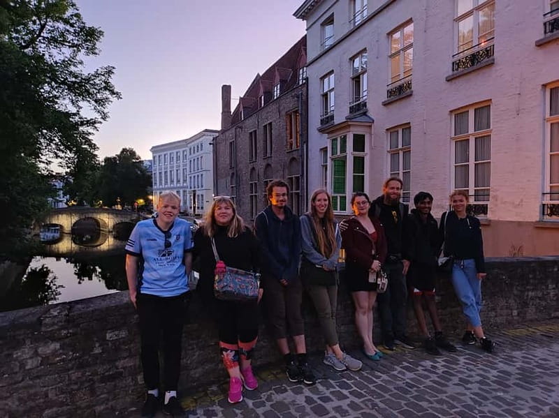 Bruges: Nightly Tales and Untold History Walking Tour - Gouden-Handrei, Cafe Vlissinghe, and Spiegelrei: Local Flavor Along the Way
