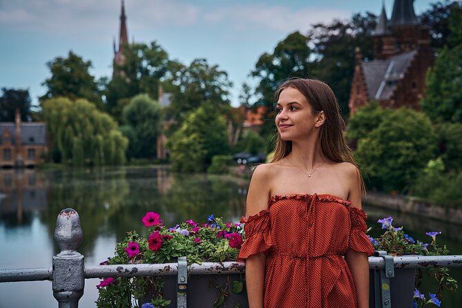 Bruges Photo Session By a Pro - From Minnewater to Markt: the photo route stop by stop