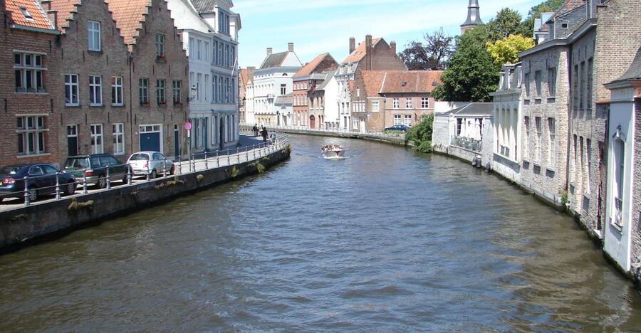 Bruges Private 2-Hour Walking Tour - Key highlights at a glance