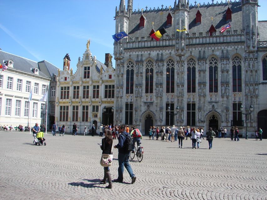 Bruges Private 2-Hour Walking Tour - Guides make the difference, and the best ones adapt