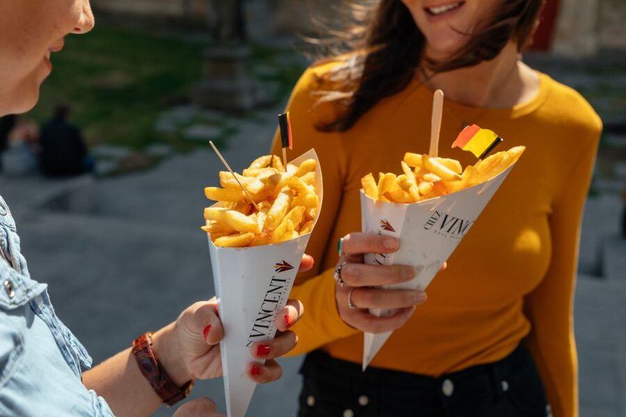 Bruges: Private Food Tour – 10 Tastings with Locals - Beer, Chocolate, and the Savory to Sweet Flow