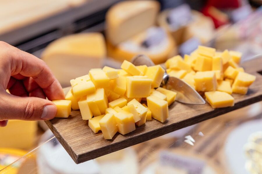 Bruges: Private Food Tour – 10 Tastings with Locals - What 10 Tastings Really Means in Practice