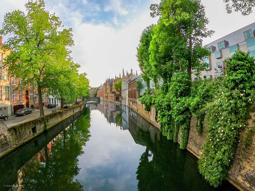 Bruges: Private Historical Highlights Walking Tour - A Private Guide Turns Bruges Into a Story You Can Follow