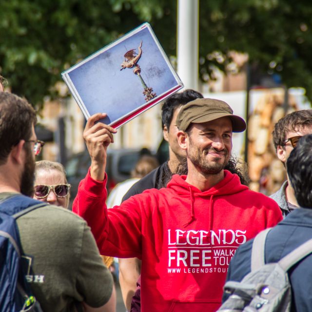 Bruges: Private Historical Highlights Walking Tour - Starting at Grote Markt, Find the Red Umbrella