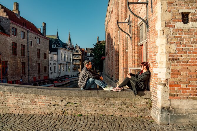 Bruges Private Photography Sessions - Stop 1: Rozenhoedkaai and Quai du Rosaire, the bridge-photo sweet spot