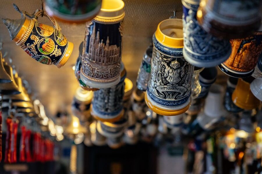 Bruges: Private Tour with Locals – Highlights & Hidden Gems - The Included Local Drink or Tasting: A Smart Break