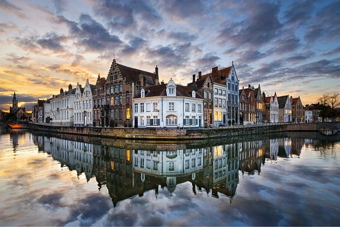 Bruges Walking Tour - The best stories: medieval women, healthcare, and trades you can still picture