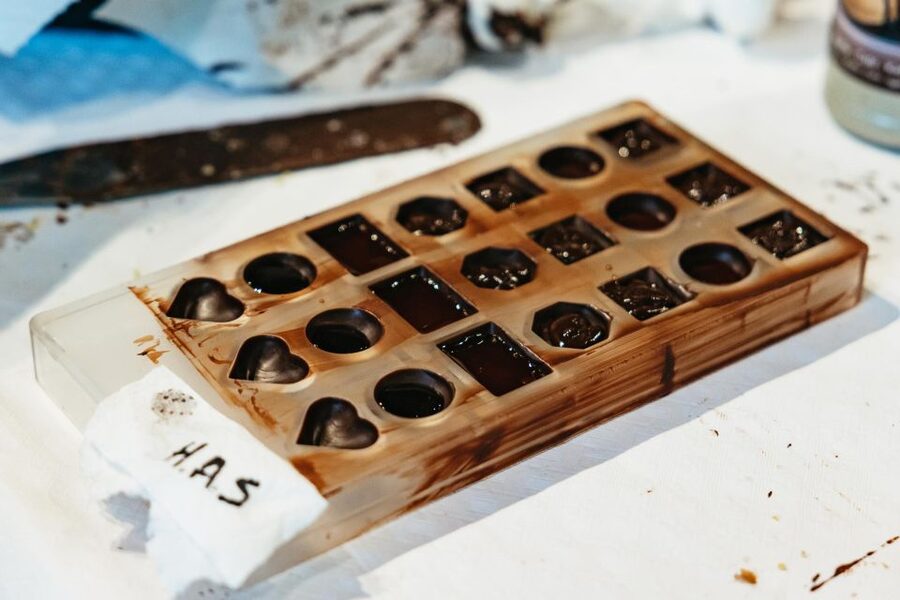 Brussels: 2.5-Hour Belgian Chocolate Making Workshop - Who this workshop suits best, plus vegetarian and vegan notes