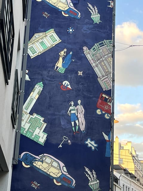 Brussels: 2 hours Private Walking Tour of the Comics Walls - Key points worth your attention