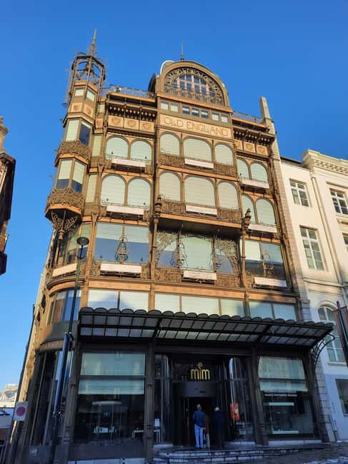 Brussels: 3h Art Nouveau Private Tour with a Local Guide - Eric’s storytelling makes the buildings click