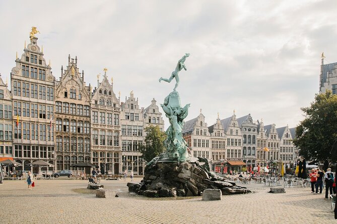 Brussels Airport (BRU) Transfer to Brussels/Ghent/Antwerp/Brugge - Luggage rules in plain language (and why they matter)
