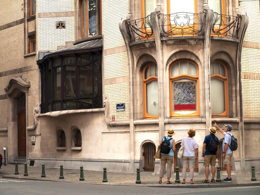 Brussels: Art Nouveau Private Walking Tour with Horta Museum - Starting at Café Belga, the route already has a point