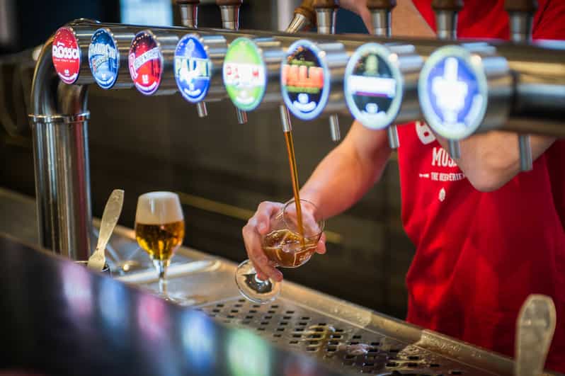 Brussels: Belgian Beer Tasting Tour - How the 6-Beer Flight Builds Your Belgian Beer Sense