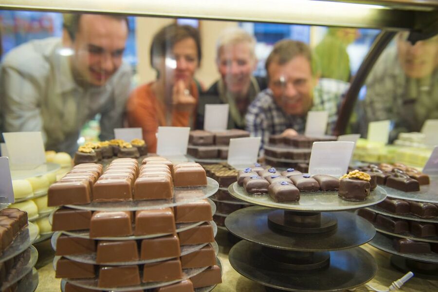 Brussels: Belgian Chocolate Tasting Tour - Cocoa Stories and Legends: More Than Just Sweet Sales