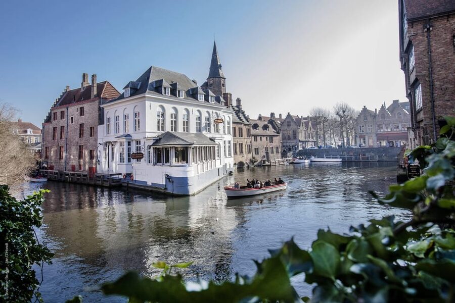 Brussels: Bruges & Ghent Tour w/ Cruise & Chocolate Tasting - Price and logistics: is $89 good value for a full day?