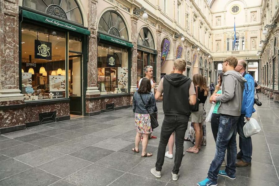 Brussels: Chocolate Appreciation and Tasting Walking Tour - Five chocolatiers in central Brussels: truffles, pralines, and more