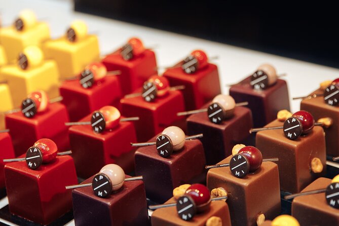 Brussels Chocolate Walking Tour and Workshop - Guides make the difference, and this tour gets it right