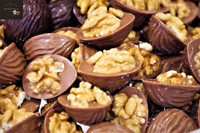 Brussels Chocolate Walking Tour and Workshop - What to eat and wear before you start