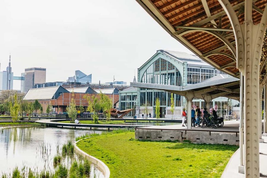 Brussels: City Highlights and Hidden Gems Bike Tour - The Mid-Tour Cafe or Bar Stop: Where the Tour Becomes Personal