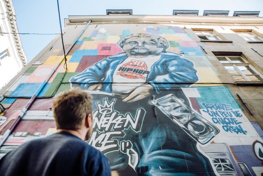 Brussels Comics & Street Art: Private Walking Tour - Weather, pace, and what to pack for rain or shine