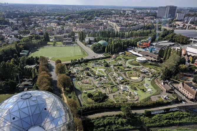 Brussels’ European Quarter And The Atomium - Metro to the Atomium: the fastest way to see the icon