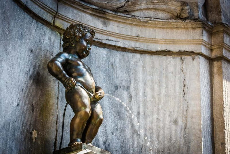 Brussels: Highlights and Hidden Corners Private Guided Walk - The “pis” statues, Pinneke Pis and Jeanneke Pis, and why Brussels laughs