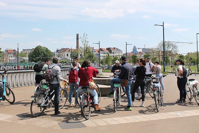 Brussels Highlights & Hidden Gems Bike Tour - Stop 4, Place Poelaert and the Palace of Justice View Over Marolles