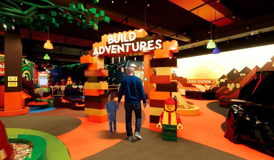 Brussels: LEGO® Discovery Centre Admission Ticket - MINI WORLD and the LEGO train ride: the scale moment