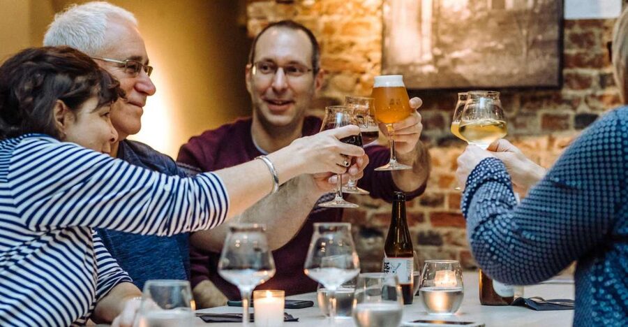Brussels: Private Beers, Bars, and Live Music Tour by Night - Brussels at night: why this beer-and-bars walk works