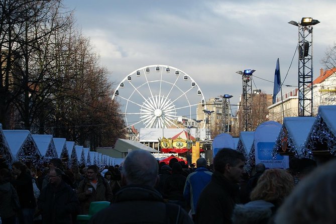 Brussels Private & Personalized Christmas Tour with a Local Guide - Boutiques, ornaments, and what to look for at market stalls