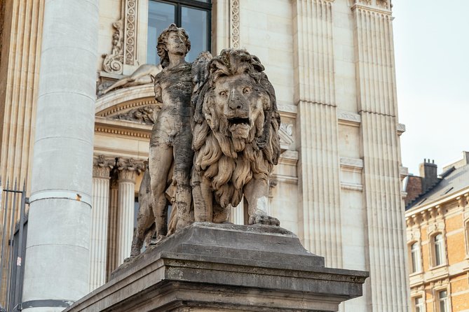 Brussels PRIVATE TOUR With Locals: Highlights & Hidden Gems - A 3-hour private walk that gives you Brussels footing