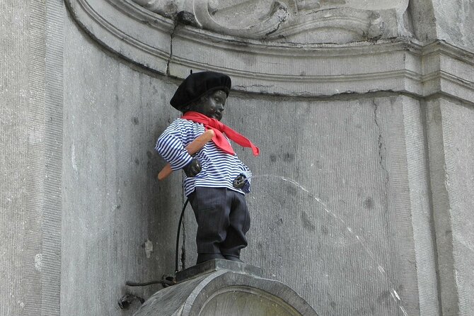 Brussels : Private Walking Tour with A Guide (Private Tour) - Stops and pacing: what you can expect on the ground