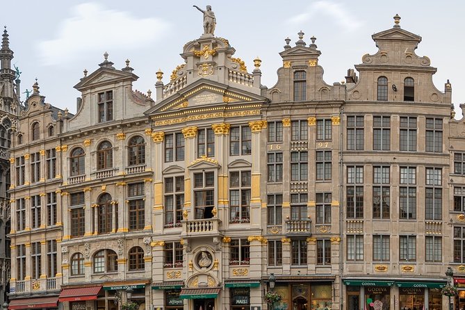 Brussels Private Walking Tour With A Professional Guide - Spot Gothic Style at the Grand Place, Without Being an Architect