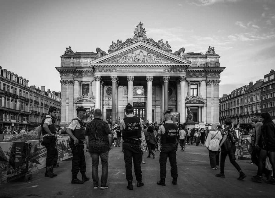 Brussels Uncovered: A Walking Tour Beyond the Postcards - Mont des Arts and the National Library and Archives viewpoint